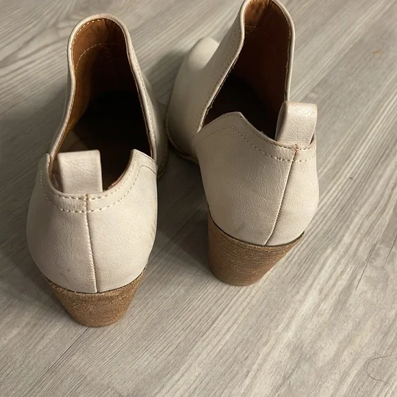 Beast Fashion Women’s Booties, Size 8 - Picture 5 of 9